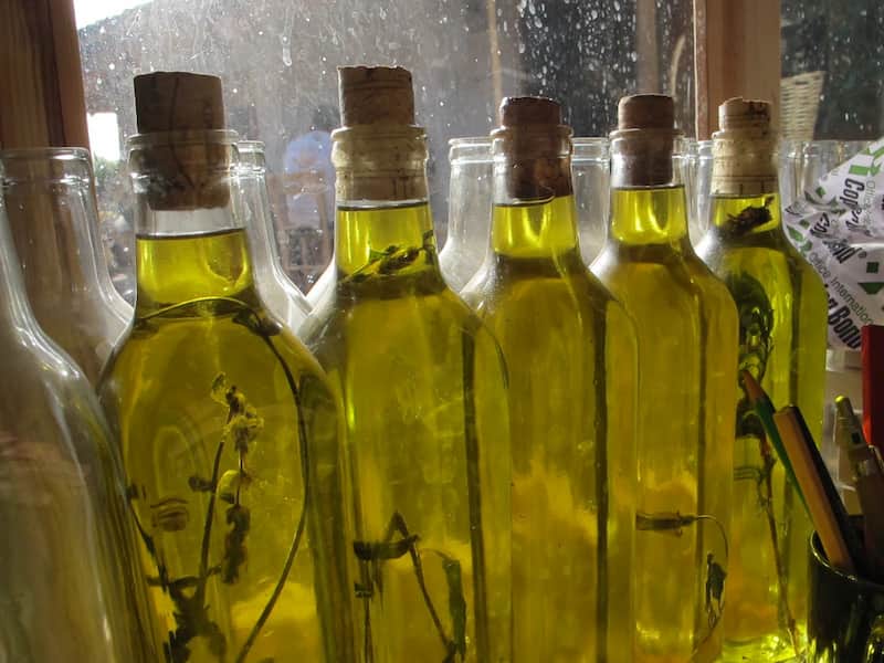 تصویر 1 از روغن زیتون تورینو تهیه شده از زیتون مرغوب